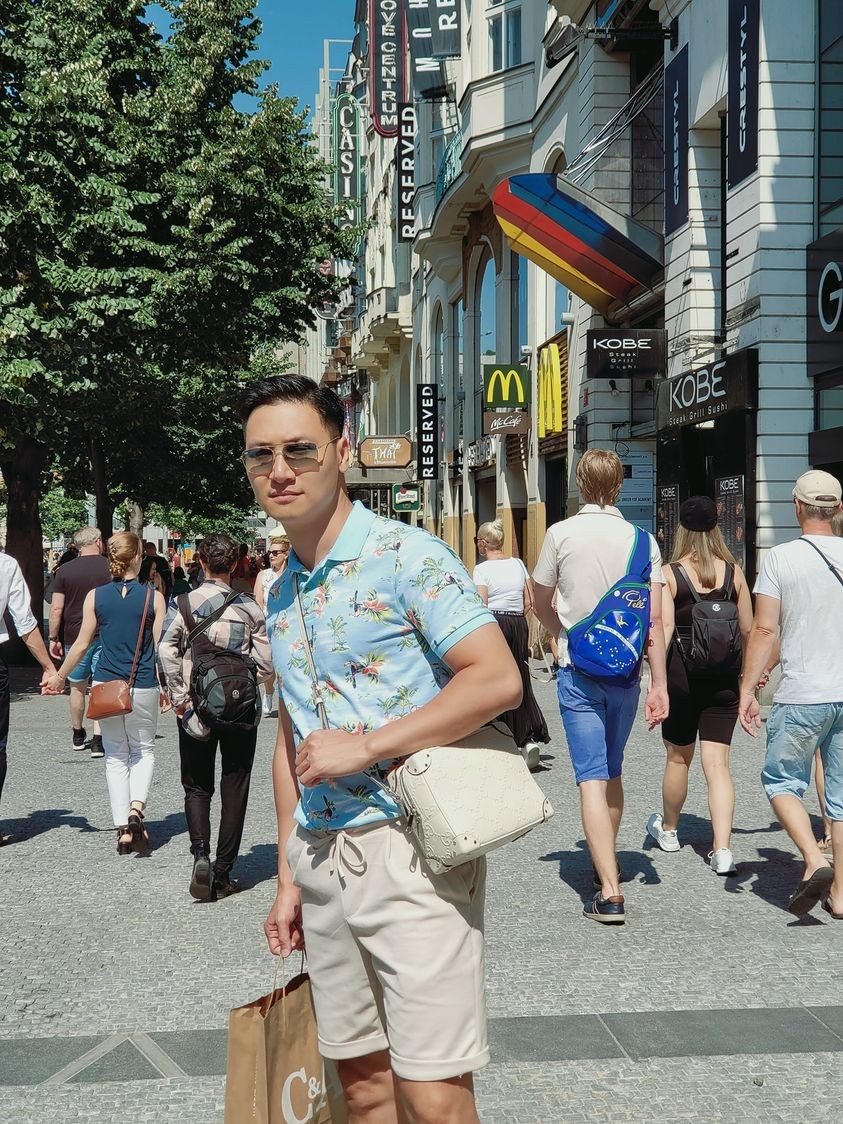 Sao Việt: Hồng Diễm... Sao Việt: Hồng Diễm...