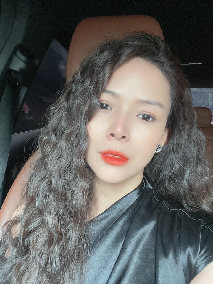 Nhan sắc hút hồn của Diễm Hương phim Garage hạnh phúc Nhan sắc hút hồn của Diễm Hương phim Garage hạnh phúc