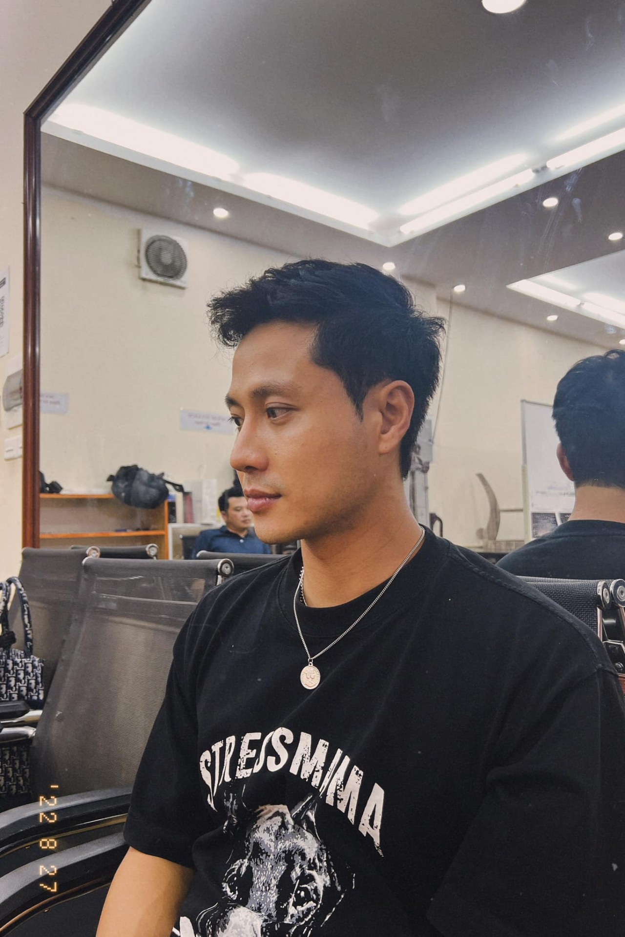 Sao Việt: Nổi bật 'lùm xùm' của Phương Oanh,