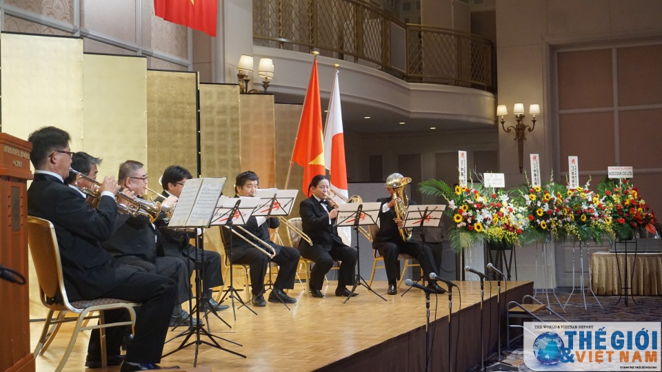 ky niem 72 nam quoc khanh tai osaka