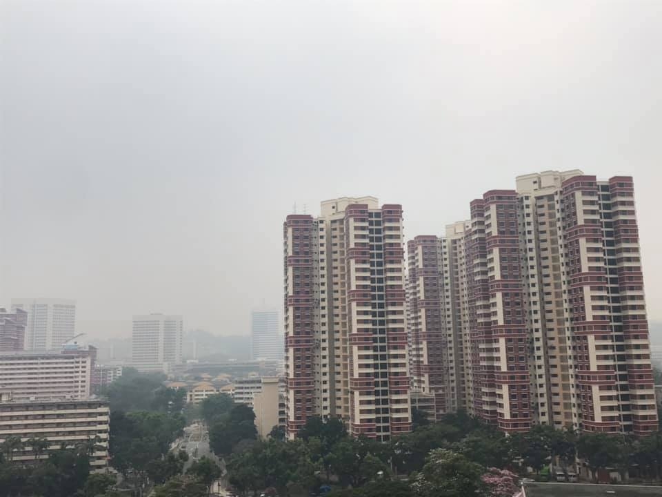 chay rung tai indonesia khien ba nuoc lang gieng khon don