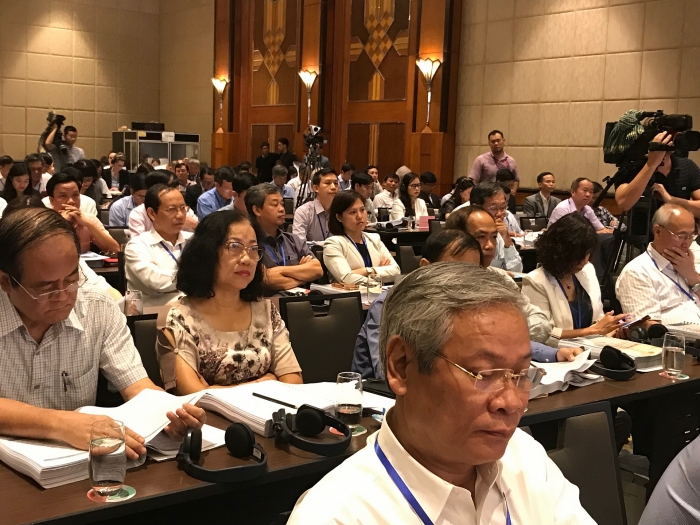 Chuyên gia giáo dục: 'Cách đào tạo của chúng ta đang quá xa rời thực tế' chuyen gia giao duc cach dao tao cua chung ta dang qua xa roi so voi thuc te