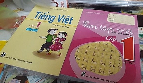 Sách không qua "cửa thẩm định": Trung tâm Công nghệ giáo dục kiến nghị lên Thủ tướng sach khong qua cua tham dinh trung tam cong nghe giao duc kien nghi len thu tuong bay to buc xuc