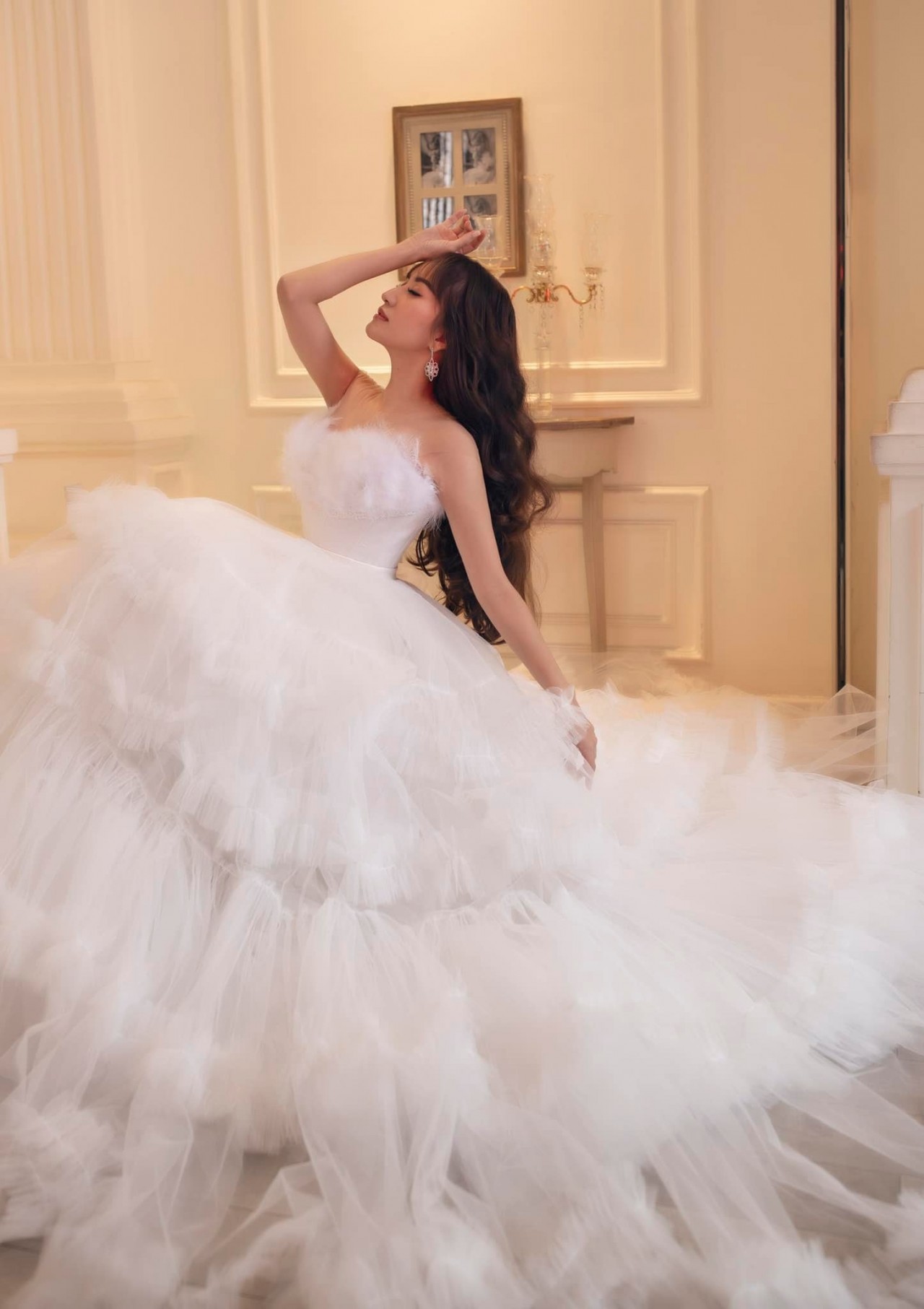 Khánh Thi Khánh Thi