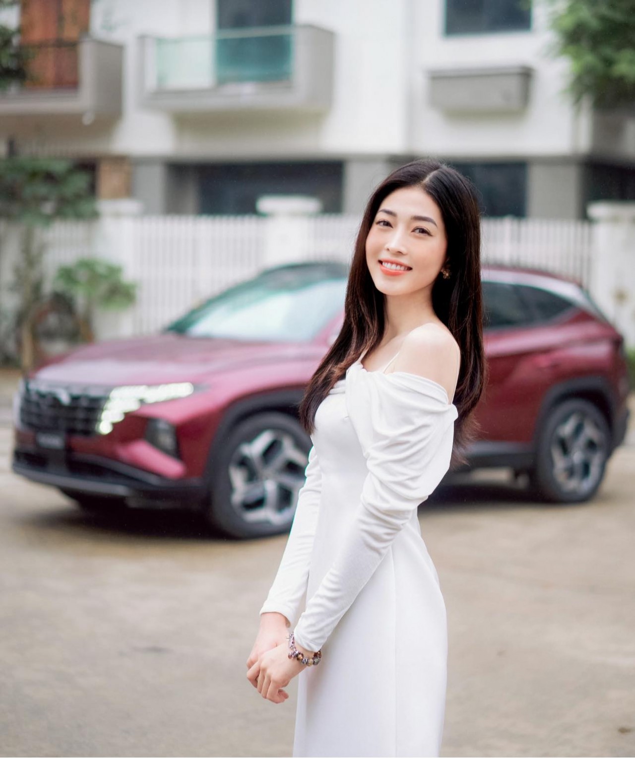 Ngắm nhan sắc Á hậu Phương Nga