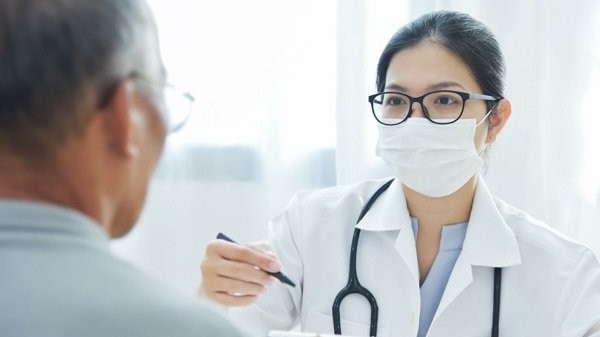 who khuyen cao lien quan benh tram cam sau dich covid19