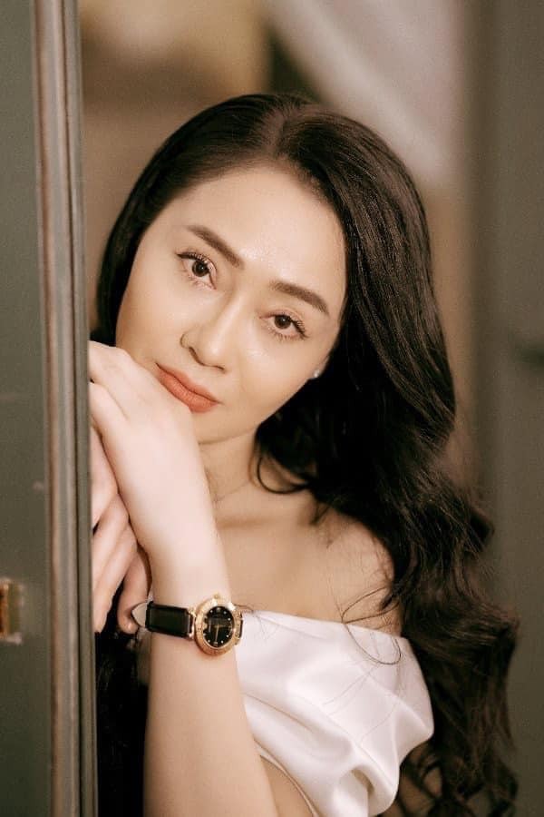 Nhan sắc trẻ trung của diễn viên Quách Thu Phương