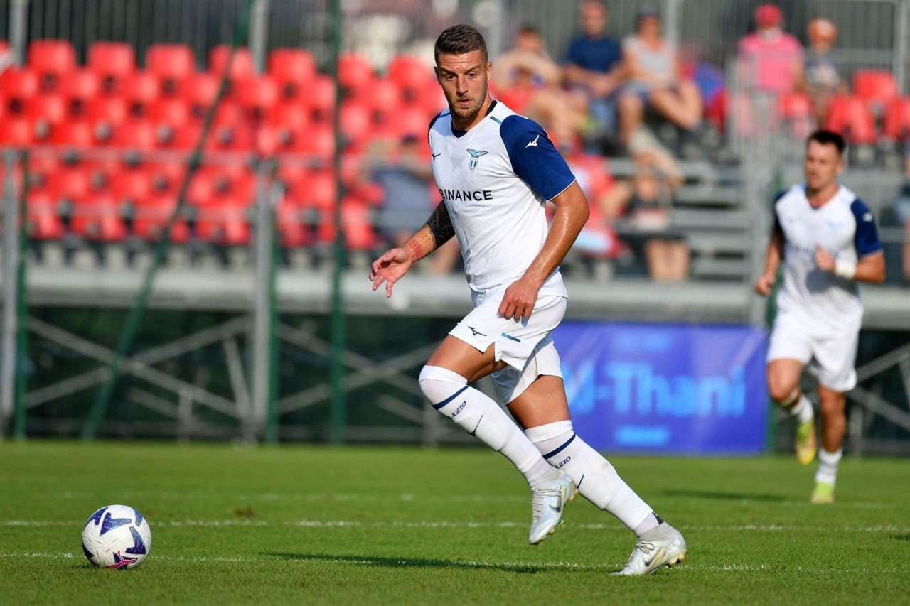 MU đàm phán mua Milinkovic-Savic, PSG giữ chân Messi