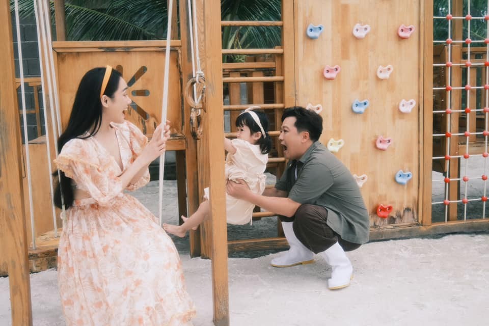 Trường Giang - Nhã Phương