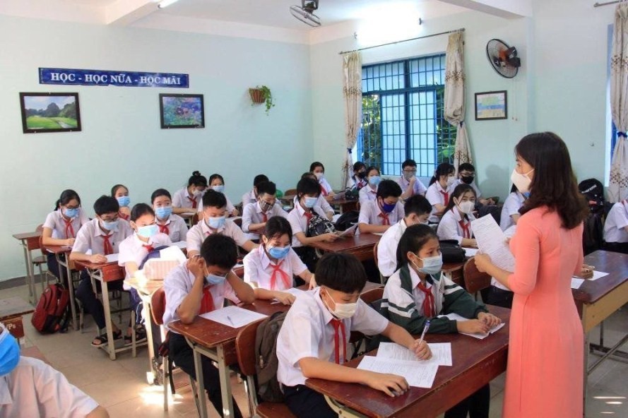 Học sinh Đà Nẵng đi học trở lại từ sáng 29/9