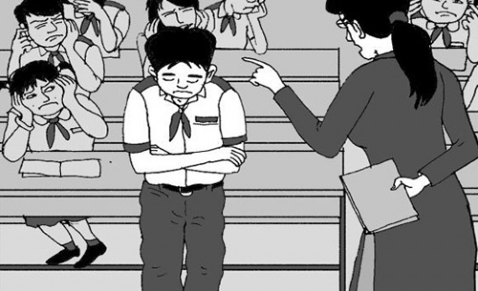 thuong hay phat tien trong giao duc deu la ha sach