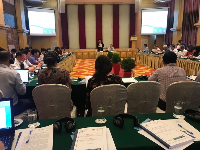 can xay dung co so phap ly ve tai che rac thai nhua