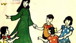 Generation 7x, 8x 'first generation' returned to their childhood 'fiercely' through Vietnamese textbook covers