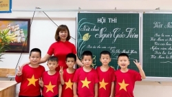 Hà Nội: Bao giờ học sinh trở lại trường?