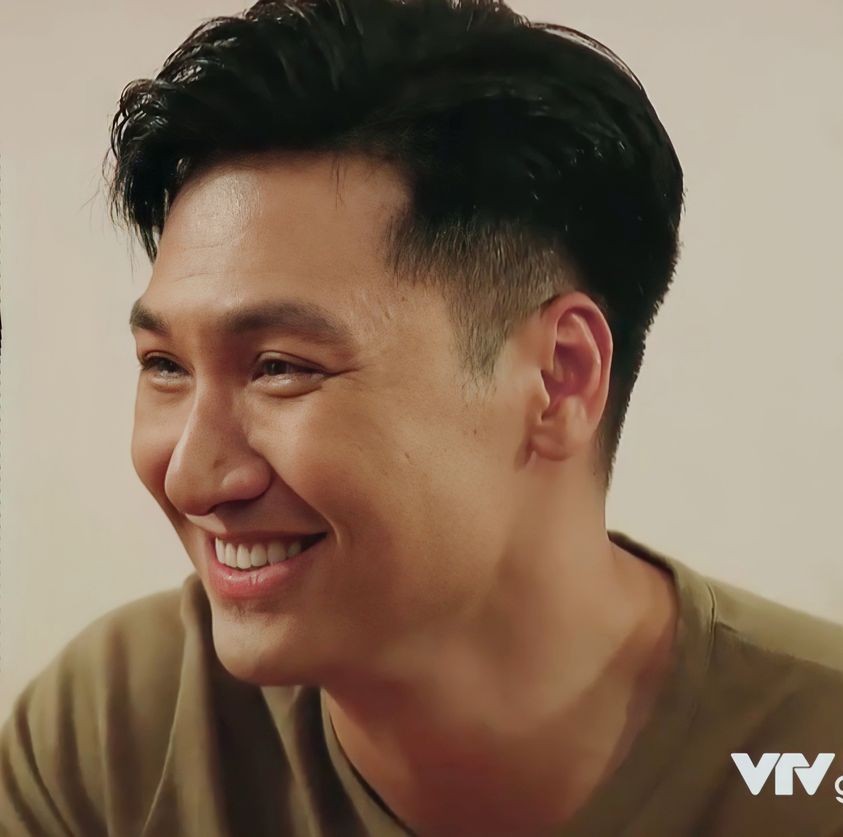 Thu Quỳnh đăng ảnh tình tứ với bạn diễn