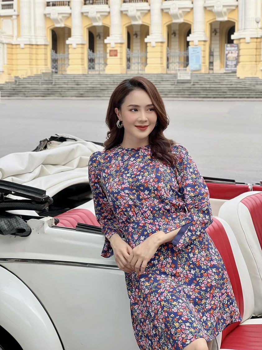 Hồng Diễm xinh đẹp, dịu dàng. Hồng Diễm xinh đẹp, dịu dàng.