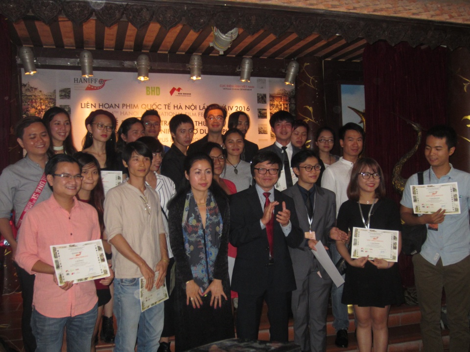 be mac trai sang tac tre va cho du an phim