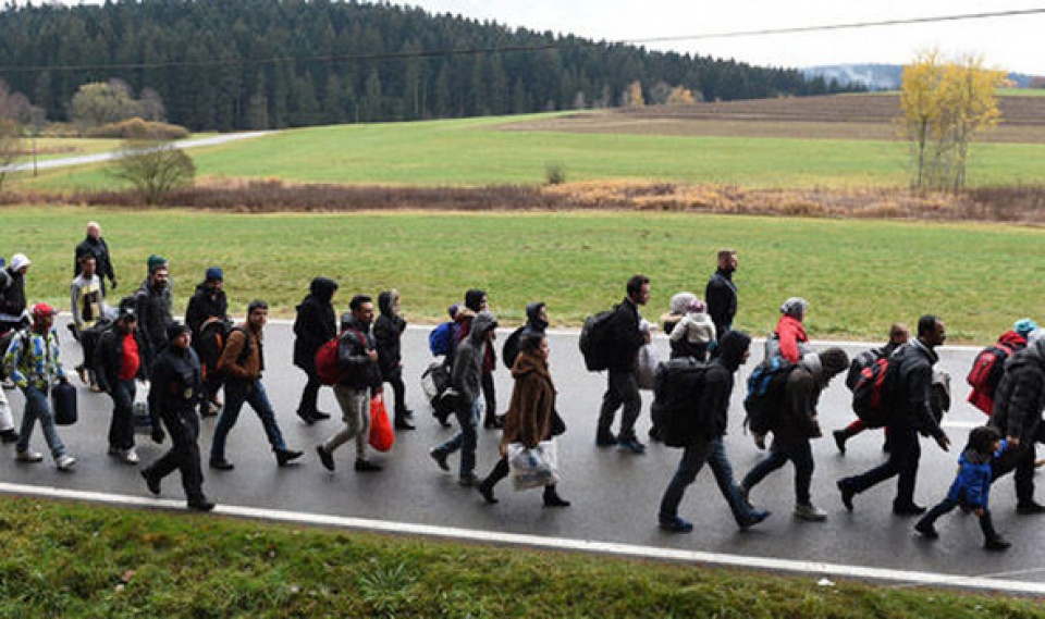 nuoc duc buoc vao nam bau cu khoc liet