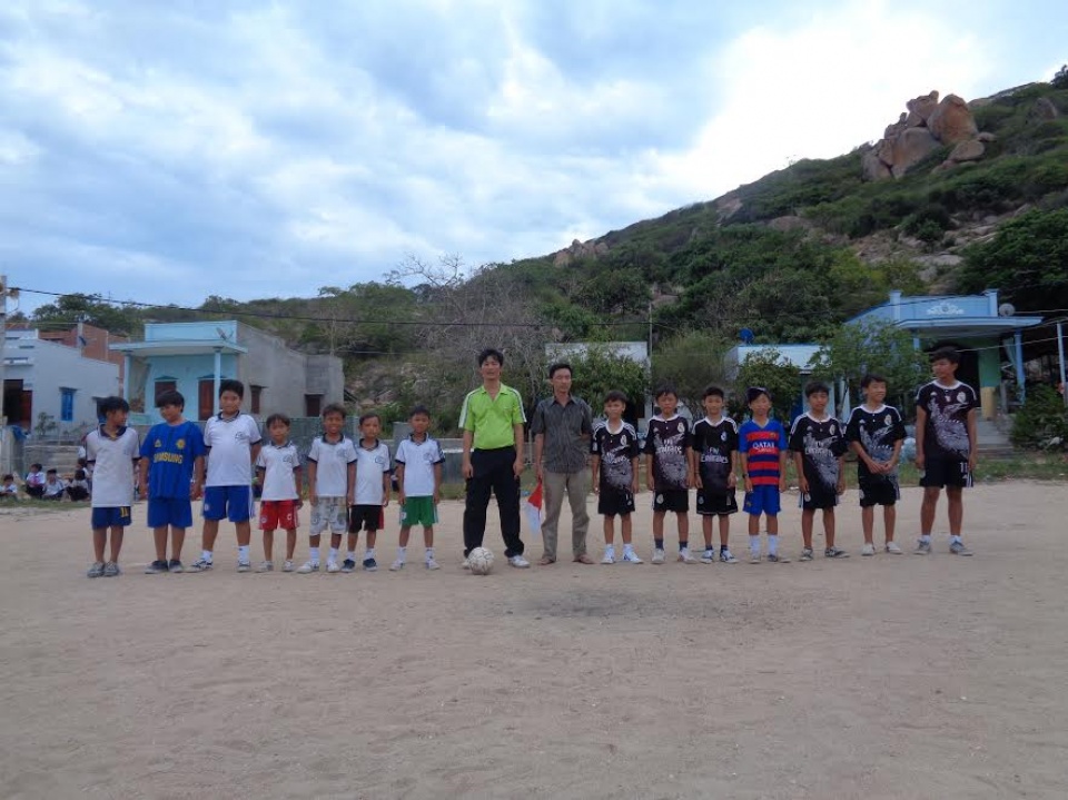 thay giao noi dao xa noi day toi thay nhu chinh nha minh