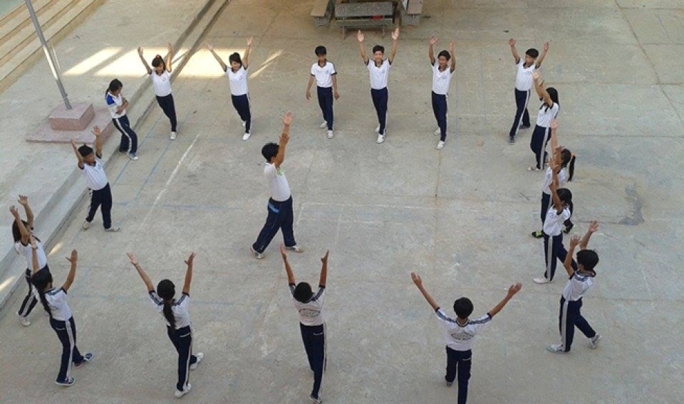 thay giao noi dao xa noi day toi thay nhu chinh nha minh