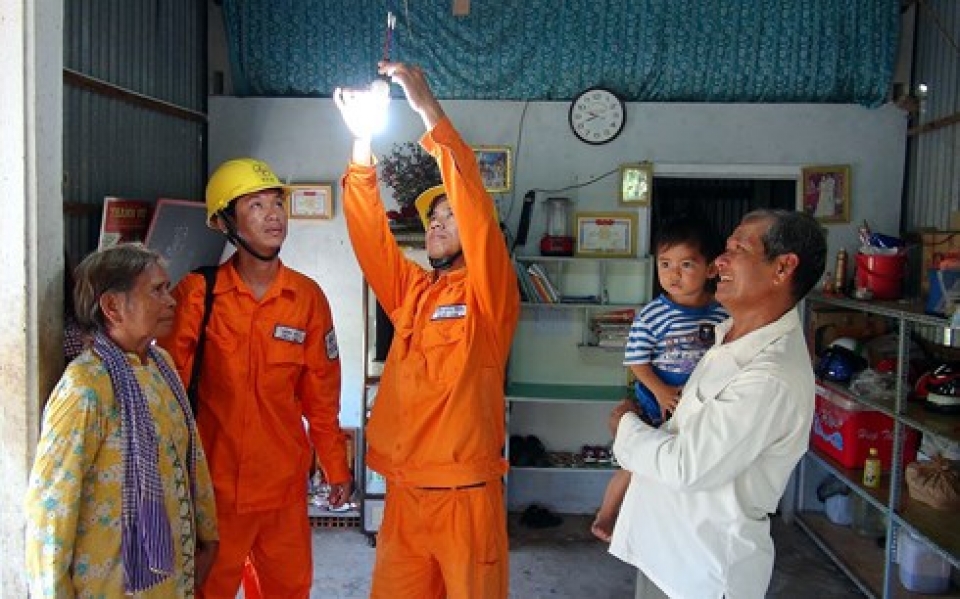 viet nam dung thu 27190 quoc gia co chi so tiep can dien nang cao