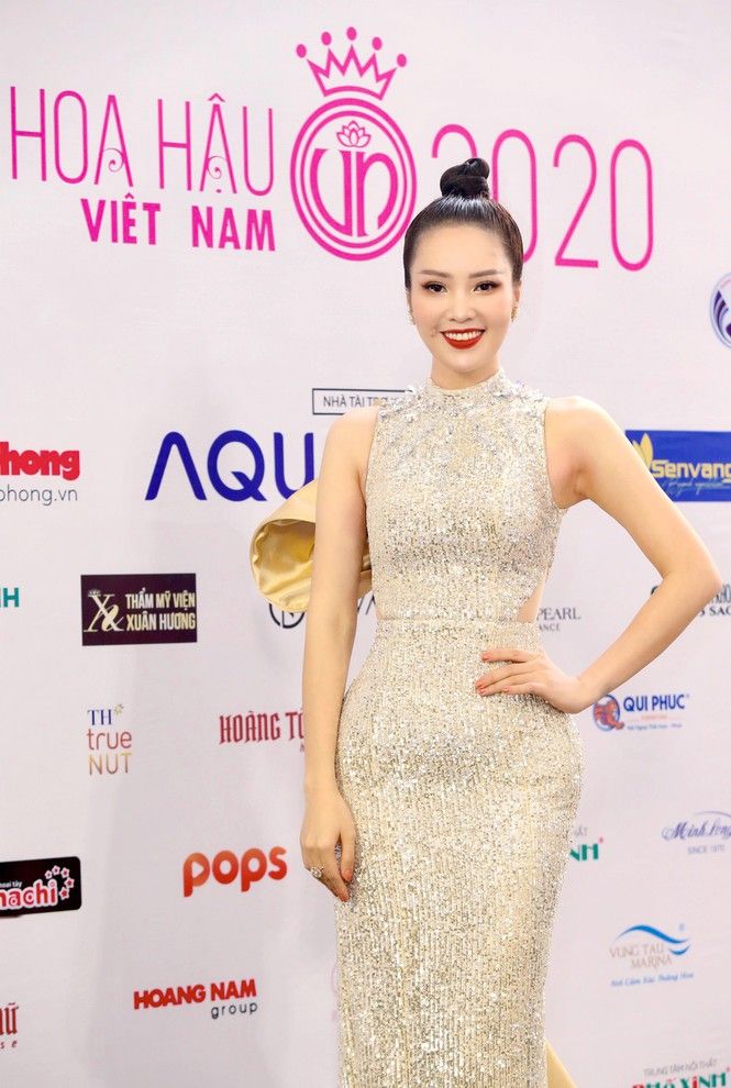 dan hoa hau a hau do sac tai tham do hop bao chung ket hoa hau viet nam 2020