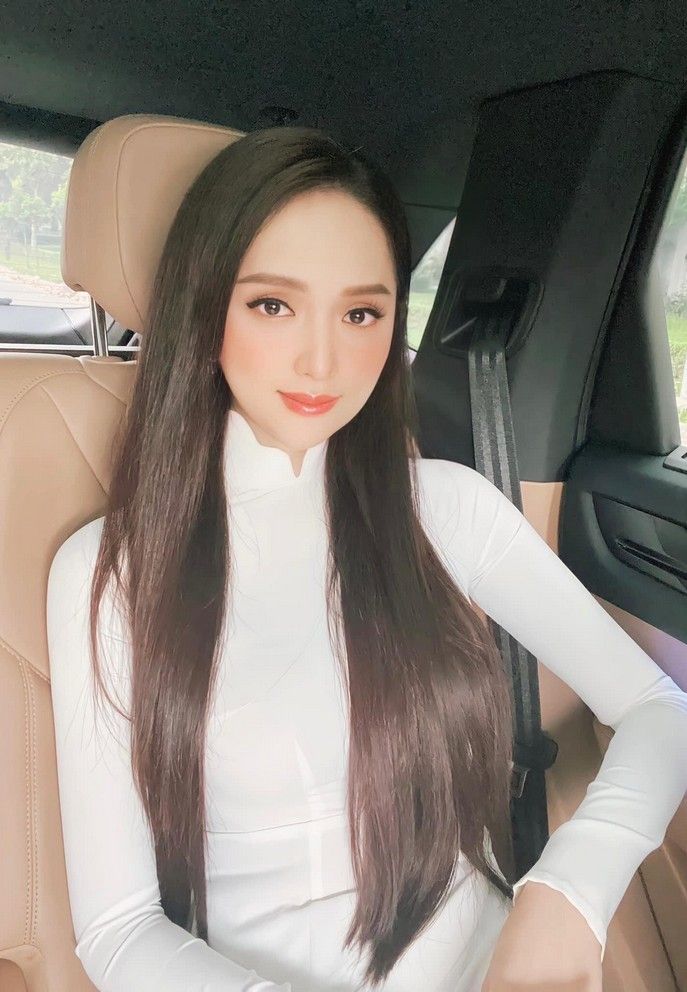 Sao Việt tuần qua: 'Thần tiên tỷ tỷ' Đặng Thu Thảo tái xuất lộng lẫy bên dàn Hoa hậu,