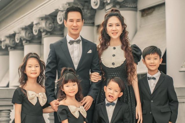 Sao Việt tuần qua: 'Thần tiên tỷ tỷ' Đặng Thu Thảo tái xuất lộng lẫy bên dàn Hoa hậu,