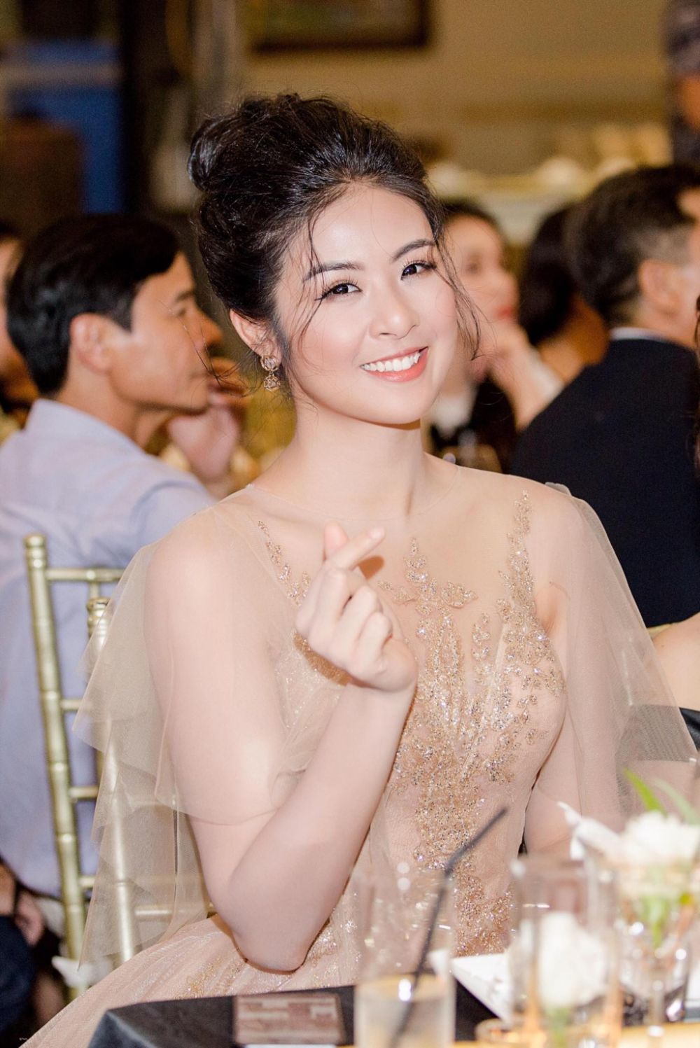 So bì 6 hoa hậu trong 10 năm qua: