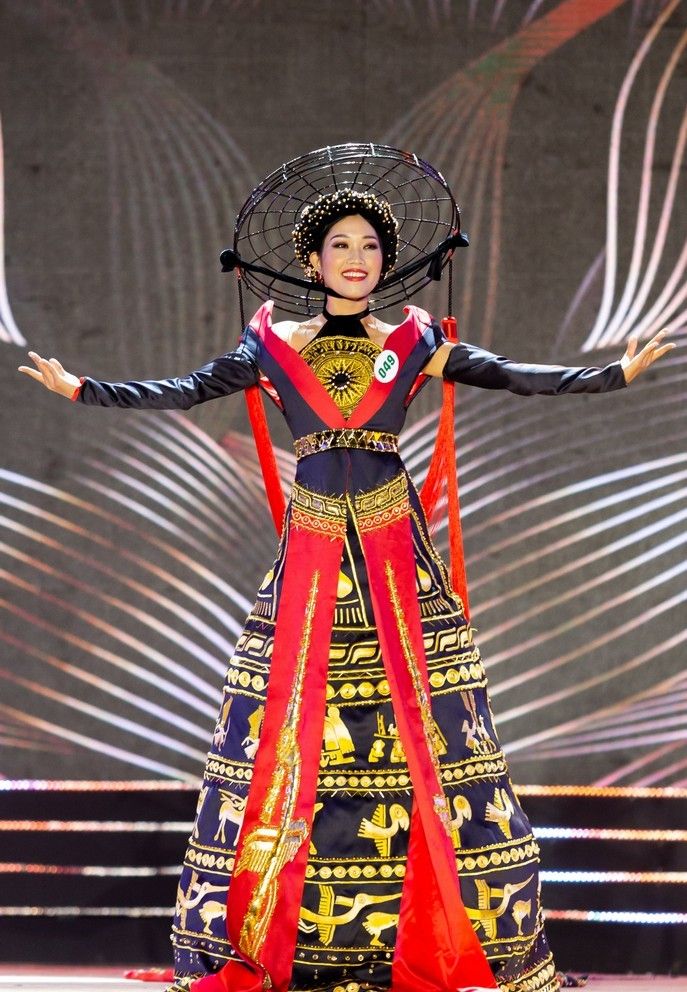 Top 30 Hoa khôi du lịch