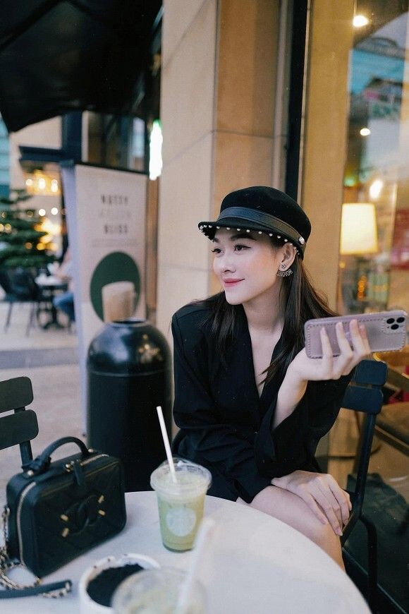 Tuổi 20 ngọt ngào của Á hậu Tường San