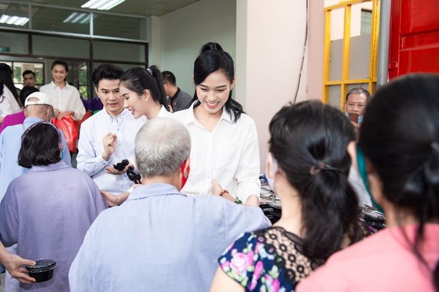 Hình ảnh đời thường của Hoa hậu Đỗ Thị Hà