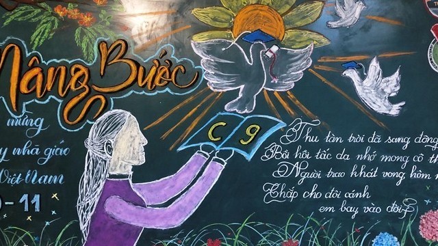 Chiêm ngưỡng các 'siêu phẩm' trên bảng phấn về ngày Nhà giáo Việt Nam 20/11