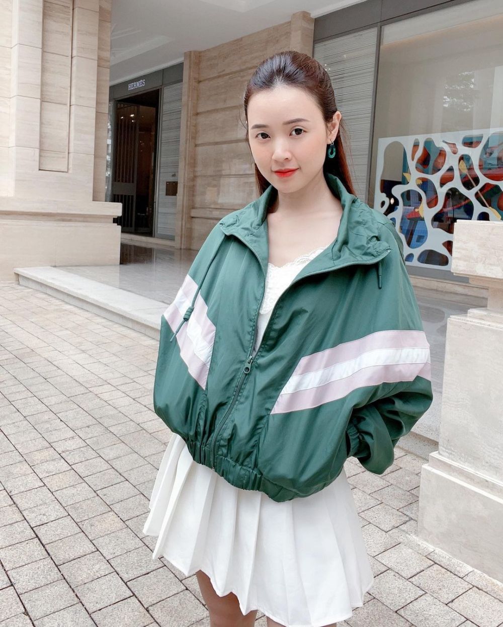 Sao Việt tuần qua: Thanh Thanh Hiền ly hôn Chế Phong sau 7 năm chung sống, ra mắt phim Hướng dương ngược nắng