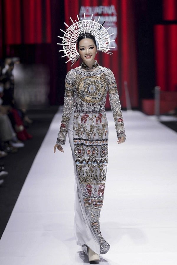 Sao Việt tuần qua: Thanh Thanh Hiền ly hôn Chế Phong sau 7 năm chung sống, ra mắt phim Hướng dương ngược nắng