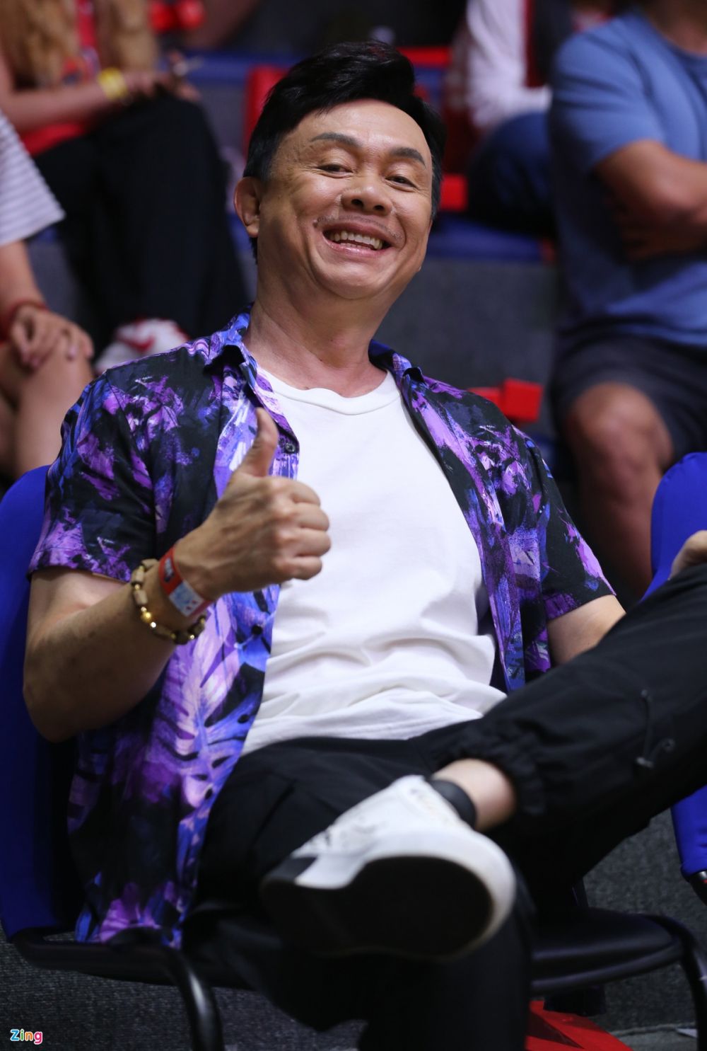 Hình ảnh cuối cùng của danh hài Chí Tài: Hào hứng cổ vũ cho câu lạc bộ yêu thích