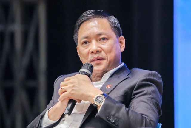 Những gì thầy cô đang rao giảng đã là... quá khứ, lạc hậu