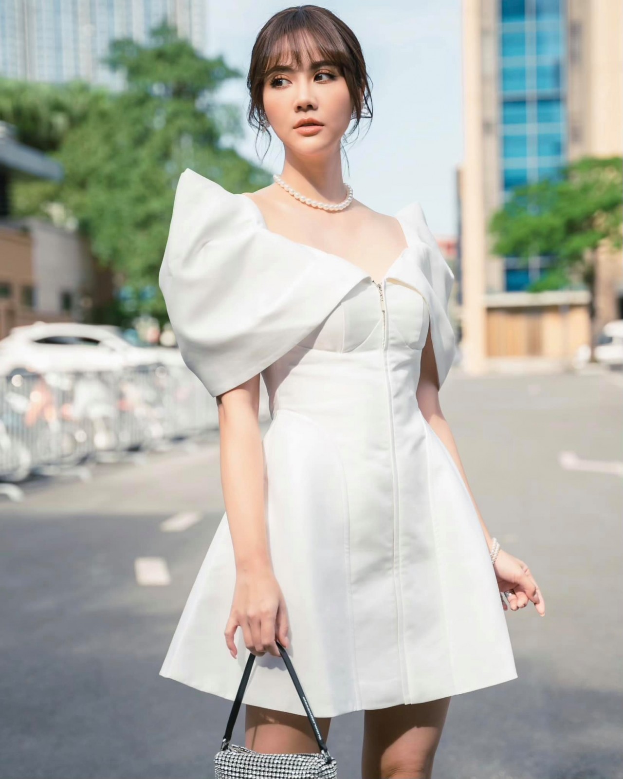 Sắc vóc của nữ chính phim Thương ngày nắng về