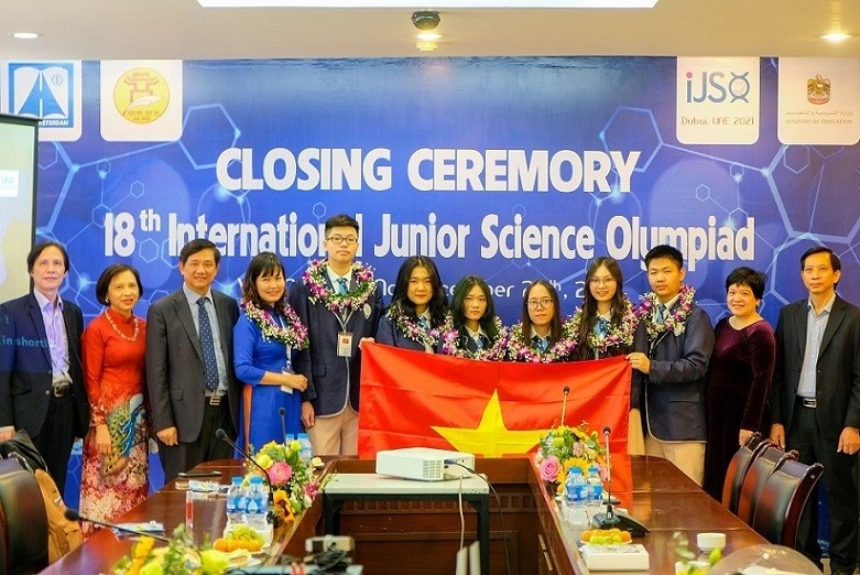 Việt Nam đạt thành tích tốt nhất từ trước đến nay tại Olympic Khoa học trẻ quốc tế