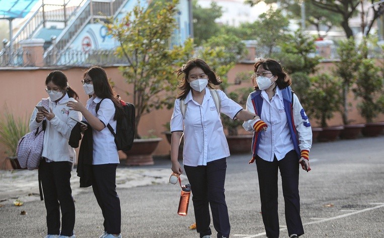 TP. Hồ Chí Minh: Học sinh khối nào sẽ học trực tiếp từ ngày 4/1/2022?
