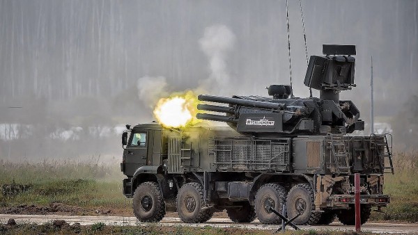 Tổ hợp Pantsir-S1 của Nga bắn hạ tên lửa HIMARS của Mỹ