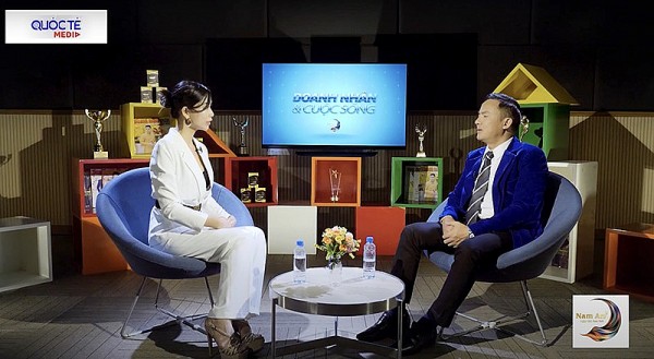 Doanh nhân Vũ Hạnh - Tôi từng cúi đầu xin lỗi nhân viên của mình