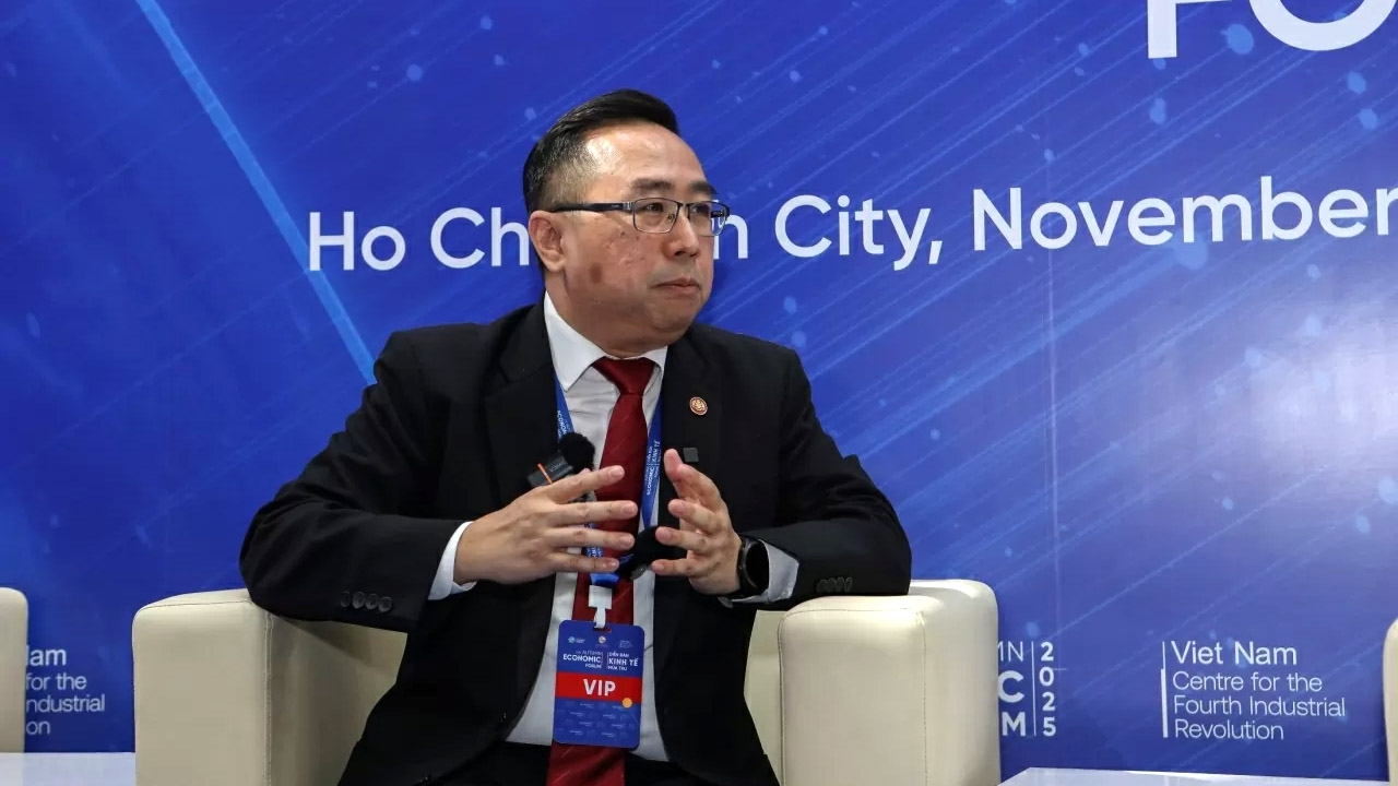 Bộ trưởng Bộ Khoa học, công nghệ và đổi mới Malaysia trả lời phỏng vấn Diễn đàn Kinh tế mùa Thu năm 2025