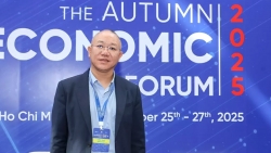 GS. Yuan Feng trả lời phỏng vấn bên lề Diễn đàn Kinh tế mùa Thu năm 2025