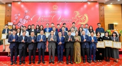 Bộ trưởng Ngoại giao Lê Hoài Trung gặp mặt báo chí nhân dịp Xuân Bính Ngọ 2026