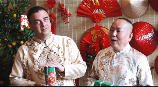 Đại sứ Israel hát tiếng Việt 'Tết, Tết, Tết đến rồi!'